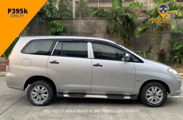 Silver Toyota Innova 2006 for sale in Manual