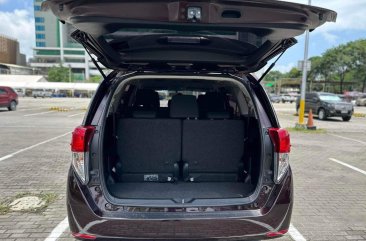 White Toyota Innova 2022 for sale in Makati