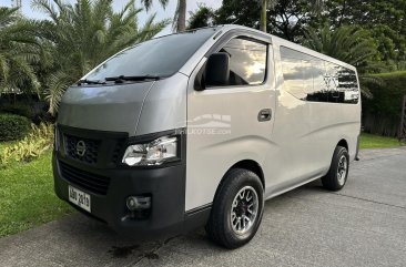 2015 Nissan NV350 Urvan 2.5 Standard 15-seater MT in Las Piñas, Metro Manila