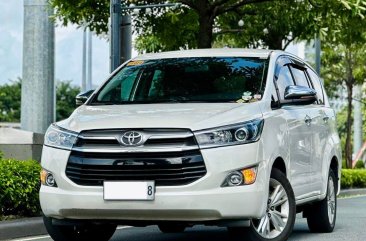 White Toyota Innova 2018 for sale in Makati