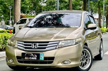 Selling White Honda City 2009 in Makati