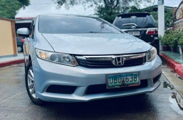 Selling White Honda Civic 2012 in General Trias