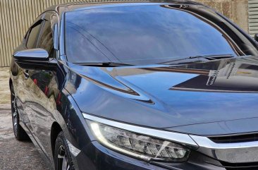 White Honda Civic 2019 for sale in Automatic