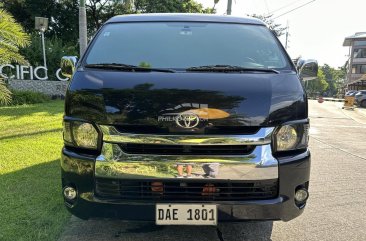 2017 Toyota Hiace  GL Grandia 3.0 A/T Monotone in Las Piñas, Metro Manila