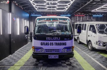 2021 Isuzu Elf in Malabon, Metro Manila