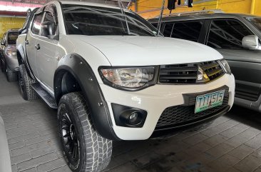 2011 Mitsubishi Strada in Quezon City, Metro Manila