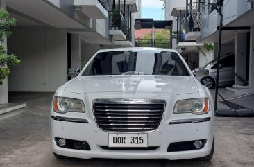 2013 Chrysler 300c in Quezon City, Metro Manila