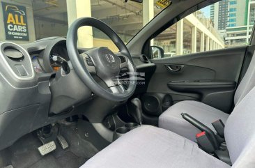 2016 Honda Mobilio  1.5 V CVT in Makati, Metro Manila