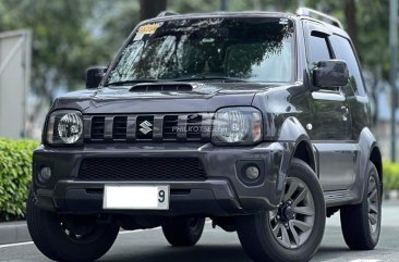 2015 Suzuki Jimny  GL 5MT in Makati, Metro Manila