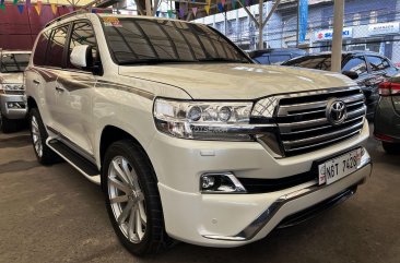 2019 Toyota Land Cruiser in Quezon City, Metro Manila