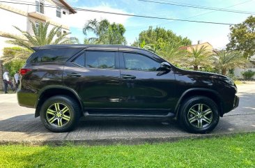 White Toyota Fortuner 2018 for sale in Automatic