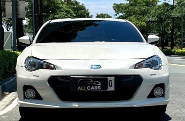 Sell White 2014 Subaru Brz in Makati