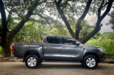 White Toyota Hilux 2019 for sale in Manual