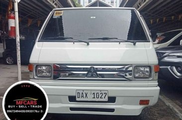 Selling White Mitsubishi L300 2020 in Pasay
