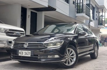 Sell White 2017 Volkswagen Passat in Quezon City