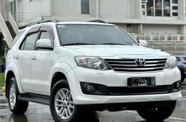 Sell White 2012 Toyota Fortuner in Makati