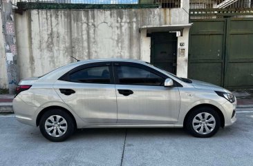 Sell White 2020 Hyundai Reina in Quezon City