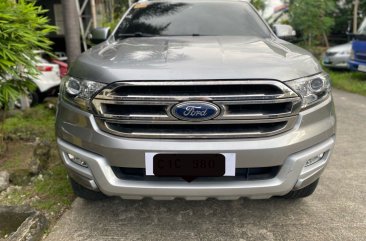 Selling White Ford Everest 2018 in Pasig