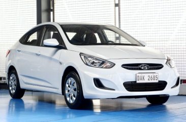 Selling White Hyundai Accent 2019 in Quezon City