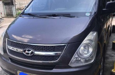 Selling White Hyundai Starex 2008 in Quezon City