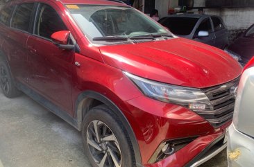 Selling White Toyota Rush 2021 in Quezon City