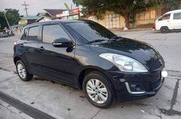 Sell White 2016 Suzuki Swift in Makati