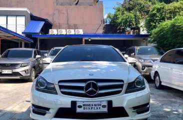 Selling White Mercedes-Benz C-Class 2012 in Pasig