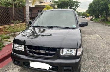 White Isuzu Crosswind 2002 for sale in Manila