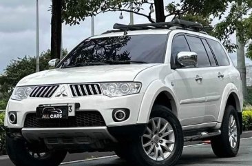 White Mitsubishi Montero 2010 for sale in Automatic