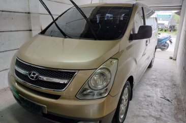 Sell White 2008 Hyundai Starex in Quezon City