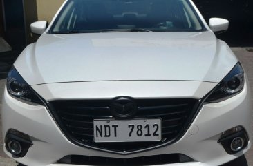 Sell White 2015 Mazda 2 in Pasig