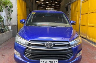 Selling White Toyota Innova 2018 in Quezon City