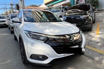 Selling Pearl White Honda Hr-V 2019 in Quezon City