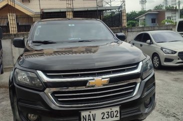 White Chevrolet Colorado 2017 for sale in Pasig