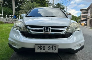 Selling White Honda Cr-V 2010 in Las Piñas