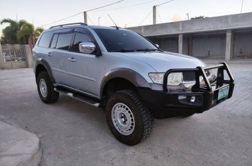 Selling White Mitsubishi Montero sport 2011 in San Fernando