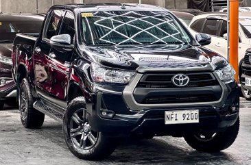 White Toyota Hilux 2022 for sale in Parañaque