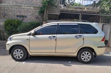 Selling White Toyota Avanza 2017 in Caloocan