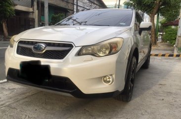 White Subaru Xv 2012 for sale in Automatic