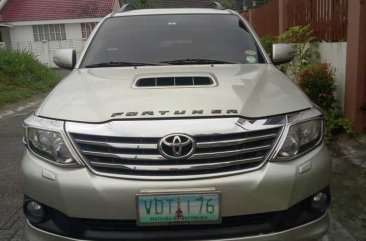 White Toyota Fortuner 2013 for sale in Manila
