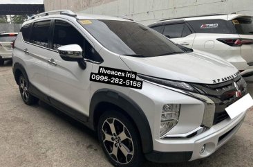 Selling White Mitsubishi Xpander Cross 2021 in Mandaue