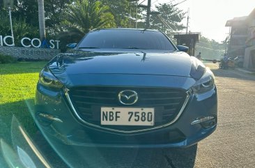 Selling White Mazda 3 2018 in Las Piñas