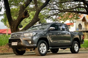 White Toyota Hilux 2019 for sale in Manual