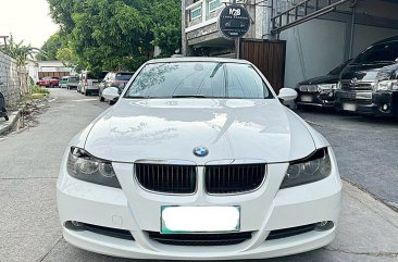 White Bmw 320I 2008 for sale in Automatic
