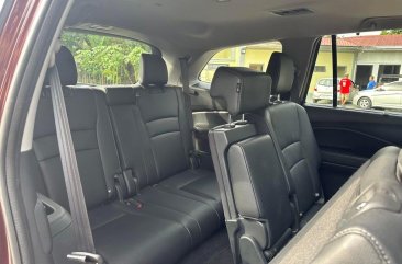 Selling White Honda Pilot 2017 in Manila