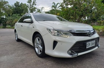 Sell White 1988 Toyota Camry in Manila