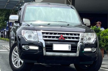 Selling White Mitsubishi Pajero 2018 in Makati