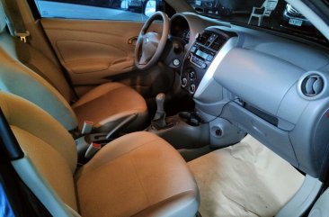 White Nissan Almera 2018 for sale in Manual