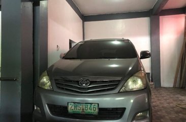 Silver Toyota Innova 2009 for sale in Automatic