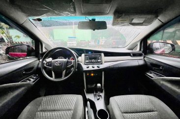 White Toyota Innova 2020 for sale in Makati